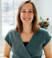 Tineke van den Akker